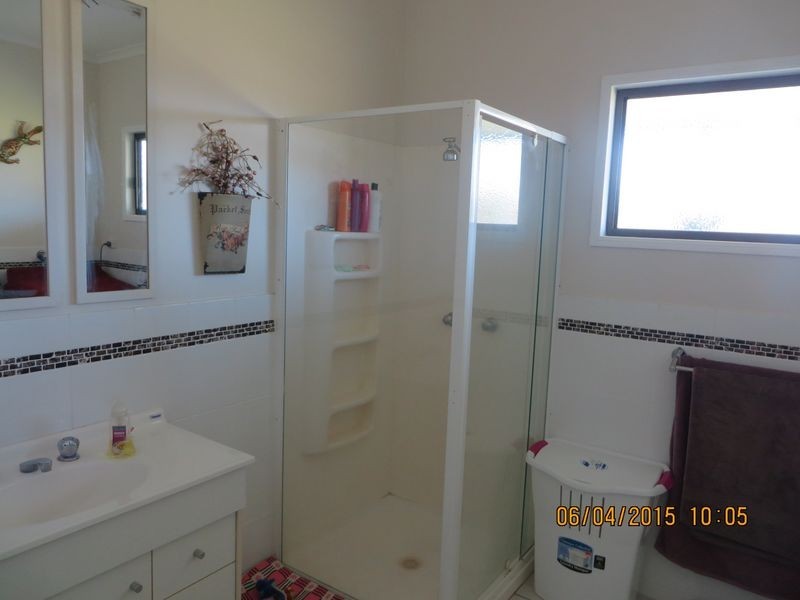 2 Huth Road, Mount Perry QLD 4671