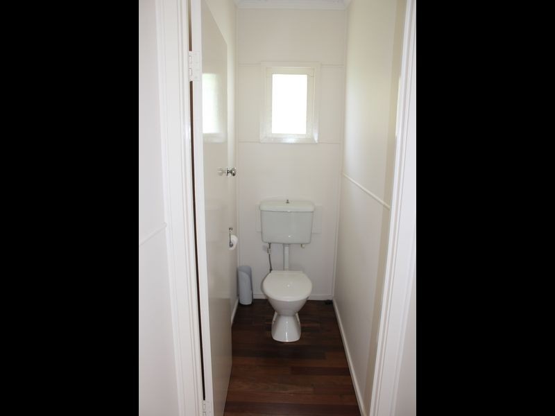 17 Arthur Street, Gayndah QLD 4625