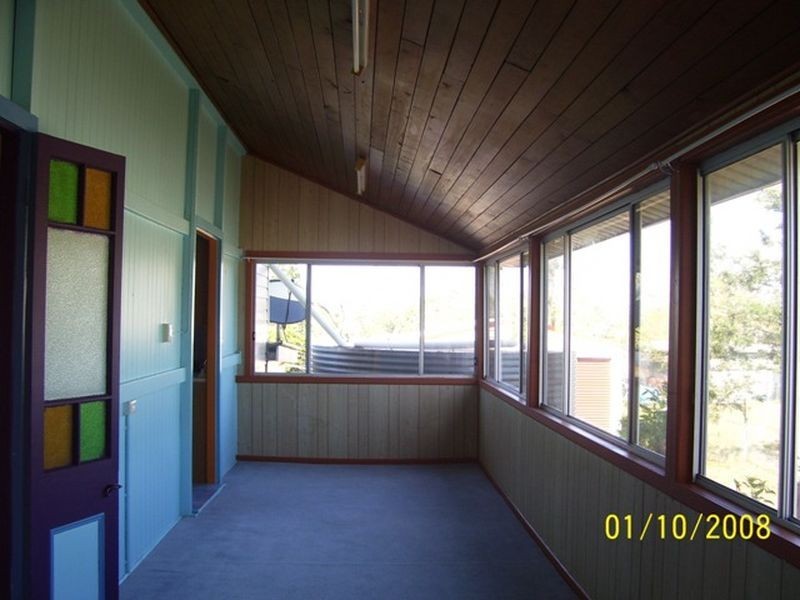 10 Carey St, Gayndah QLD 4625