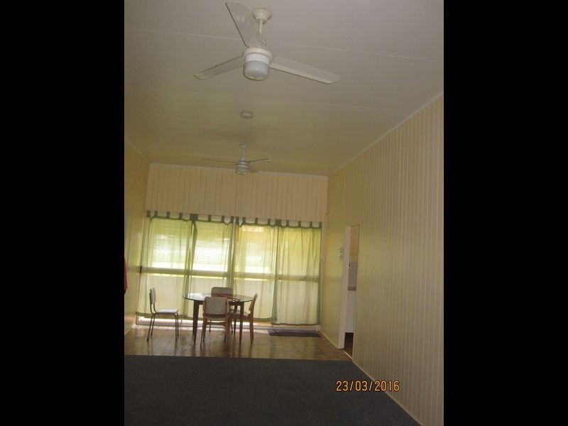 8 Pings Lane, Gayndah QLD 4625