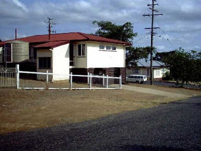 98a Porter St, Gayndah QLD 4625