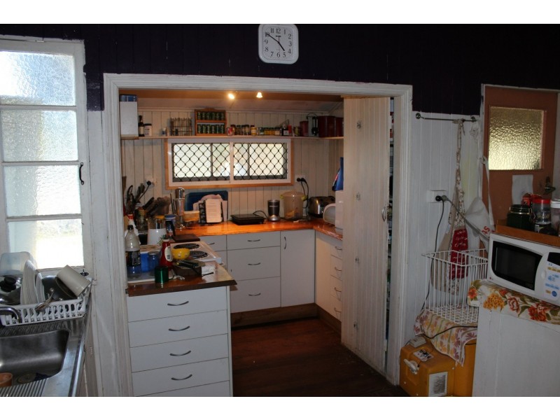 1 Stockman Street, Eidsvold QLD 4627