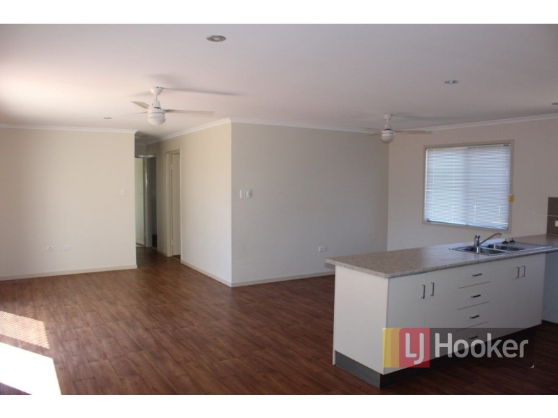 14 Boorunbeh St, Gayndah QLD 4625