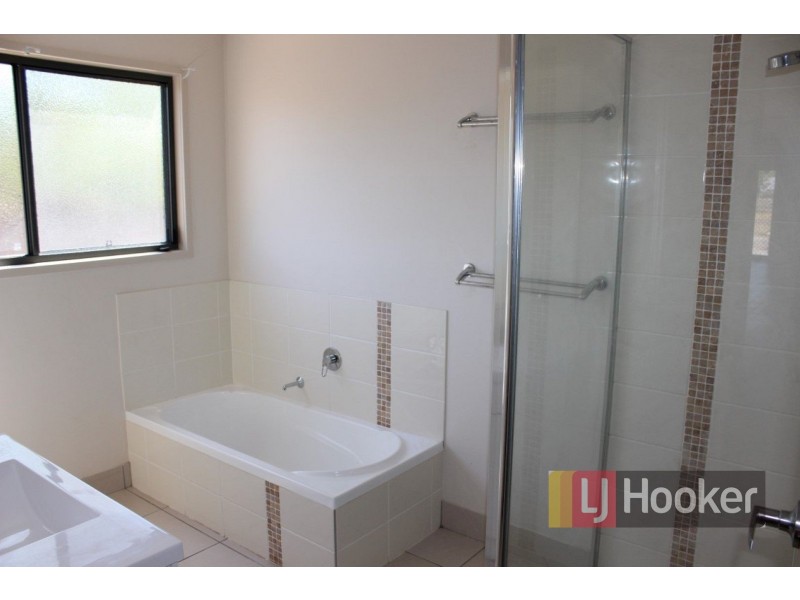 14 Boorunbeh St, Gayndah QLD 4625