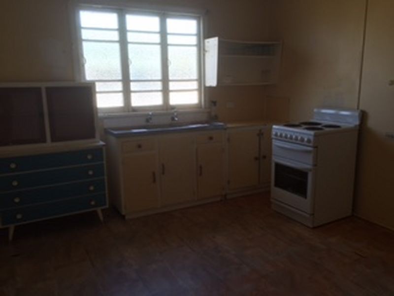 12A Walker Street, Gayndah QLD 4625