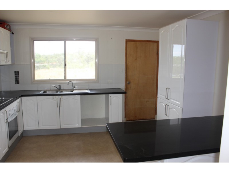 43 Oxford Street, Gayndah QLD 4625