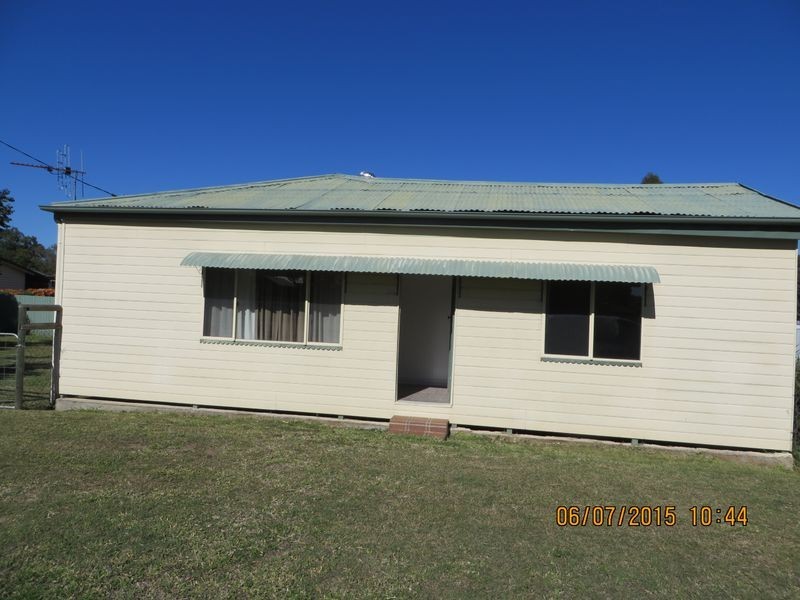 87 Meson St, Gayndah QLD 4625