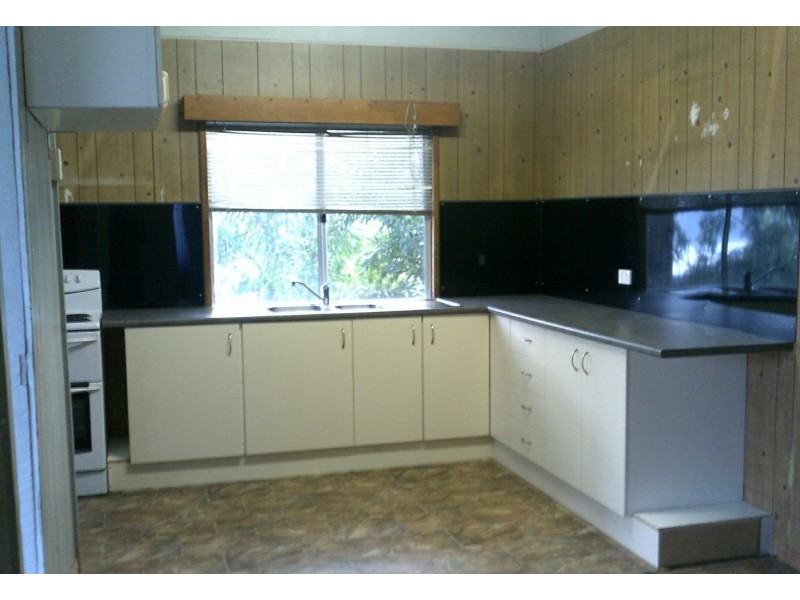 17 Meson Street, Gayndah QLD 4625