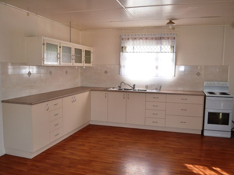 8 Dalgangal Rd, Gayndah QLD 4625