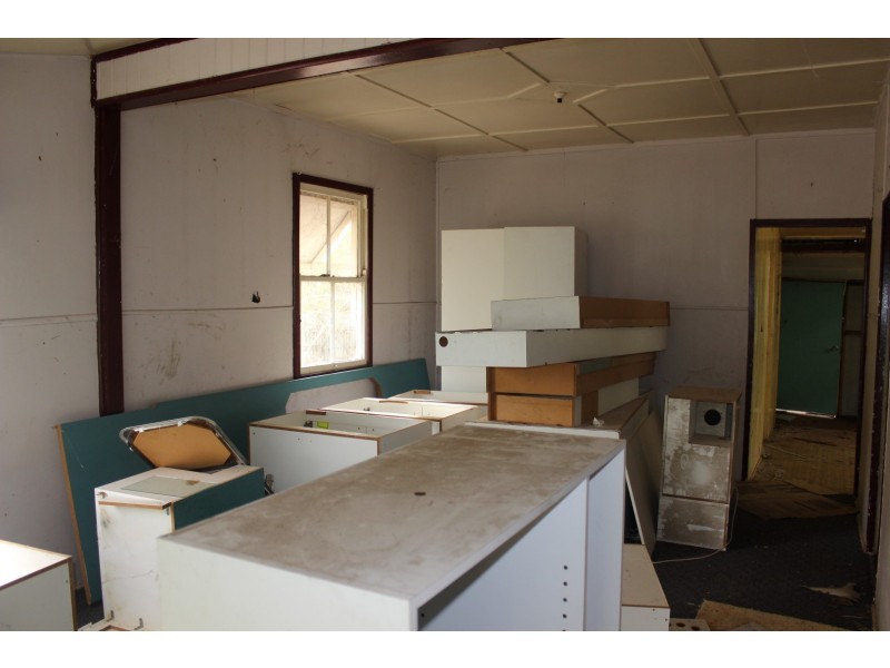 4 Stockman Street, Eidsvold QLD 4627