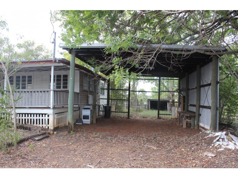 4 Stockman Street, Eidsvold QLD 4627