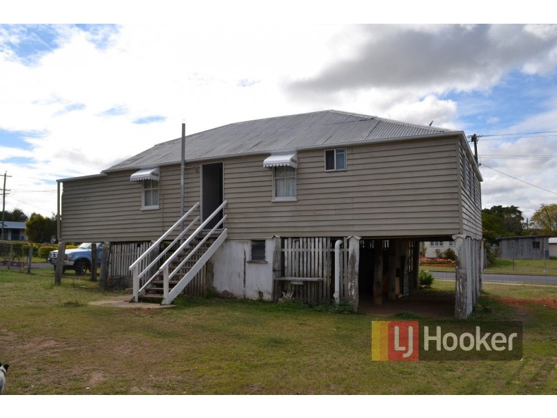 3 Bridge Street, Gayndah QLD 4625