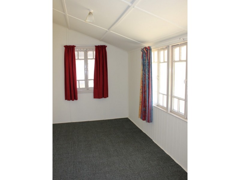 30 Barrow Street, Gayndah QLD 4625