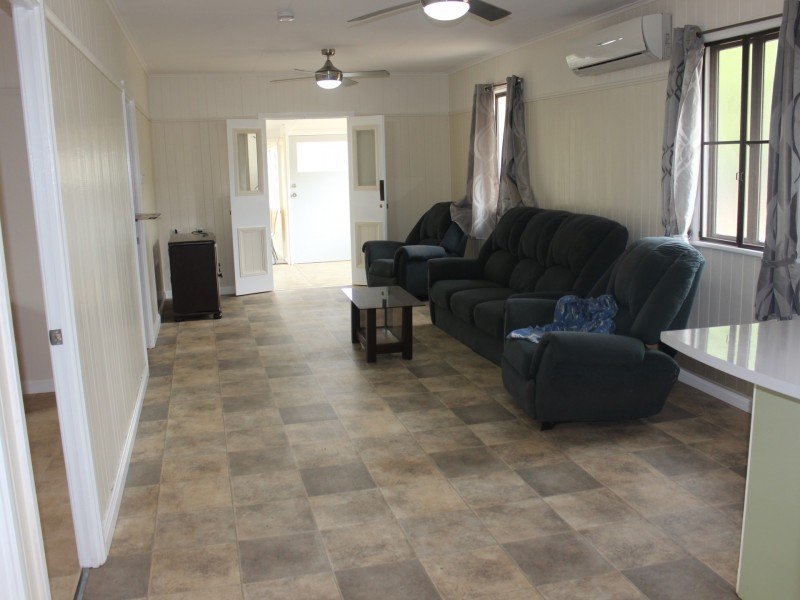 16 Bamboo Street, Gayndah QLD 4625