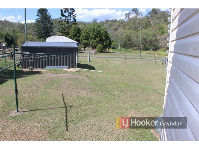 39 Heusman Street, Mount Perry QLD 4671