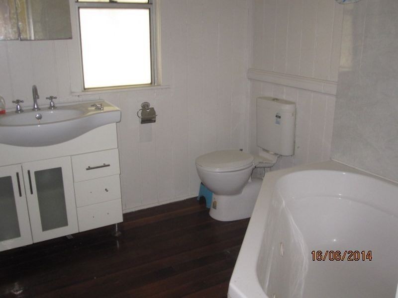 18 Meyer St, Gayndah QLD 4625