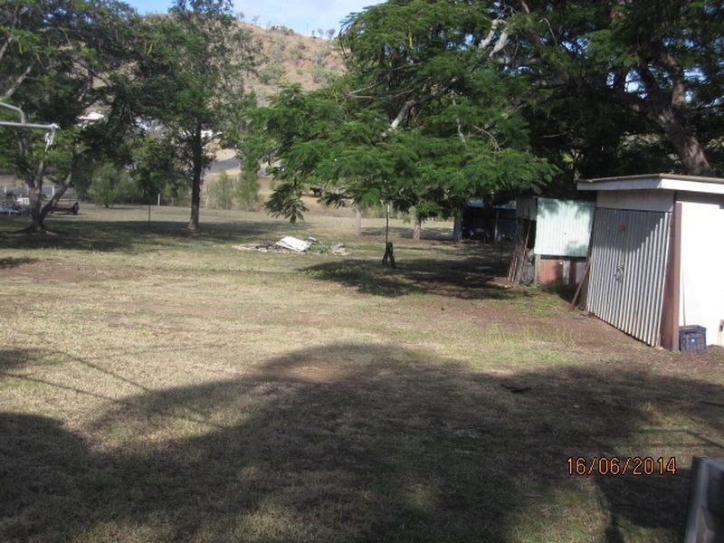18 Meyer St, Gayndah QLD 4625