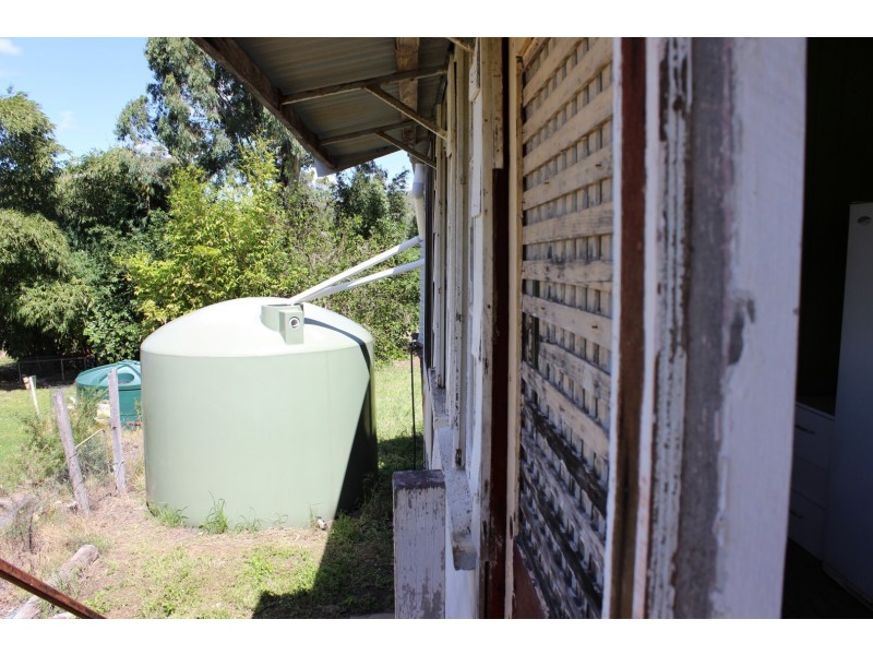 52 Boyd Street, Gayndah QLD 4625