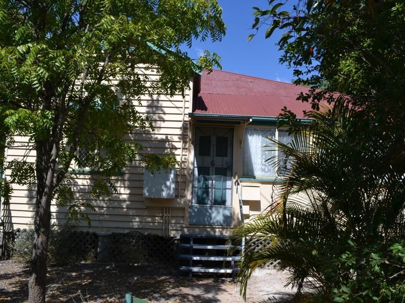 6 Old Maryborough Road, Gayndah QLD 4625