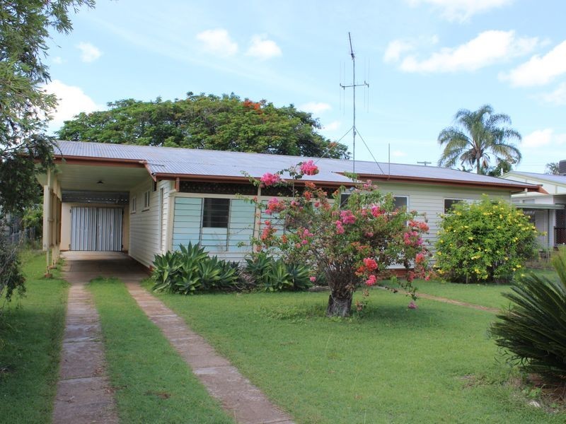 17 Arthur Street, Gayndah QLD 4625