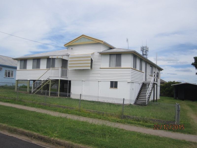 11 Pineapple Street, Gayndah QLD 4625