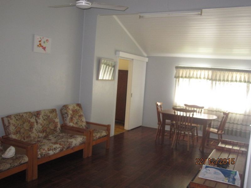 11 Pineapple Street, Gayndah QLD 4625