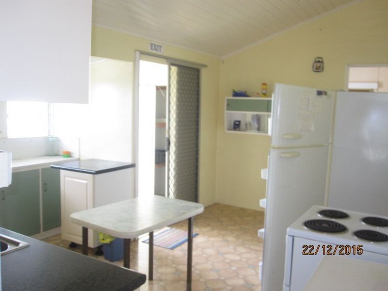 11 Pineapple Street, Gayndah QLD 4625