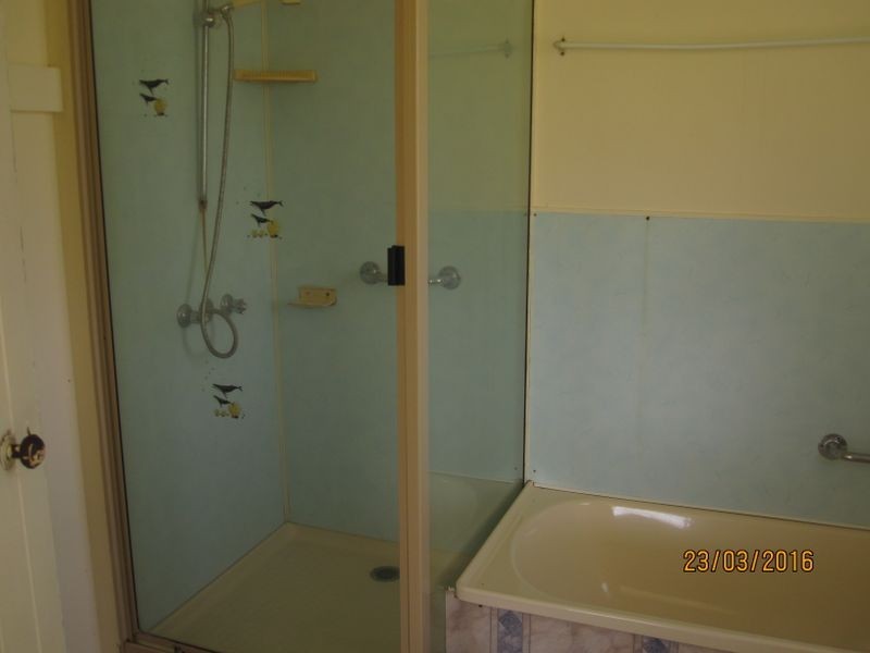 8 Pings Lane, Gayndah QLD 4625