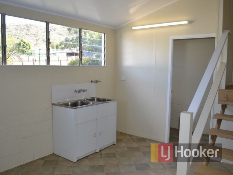 8 Old Nanango Road, Gayndah QLD 4625