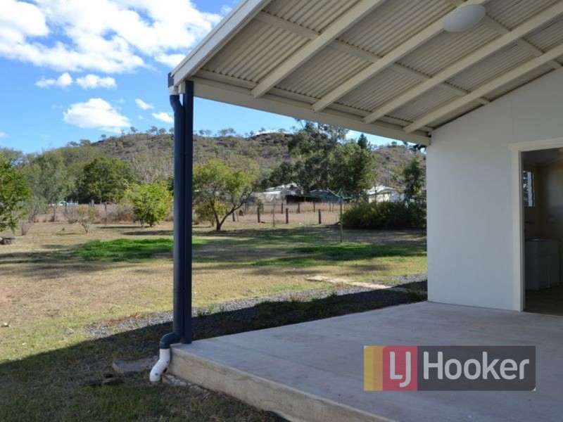 8 Old Nanango Road, Gayndah QLD 4625