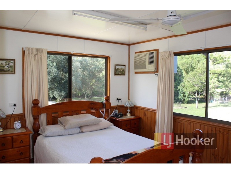 19 Donelly Street, Mount Perry QLD 4671