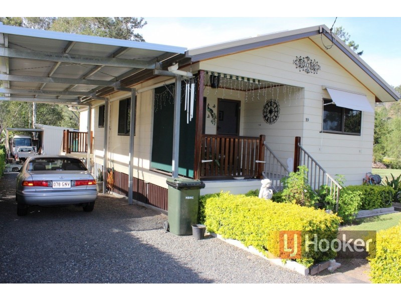 19 Donelly Street, Mount Perry QLD 4671