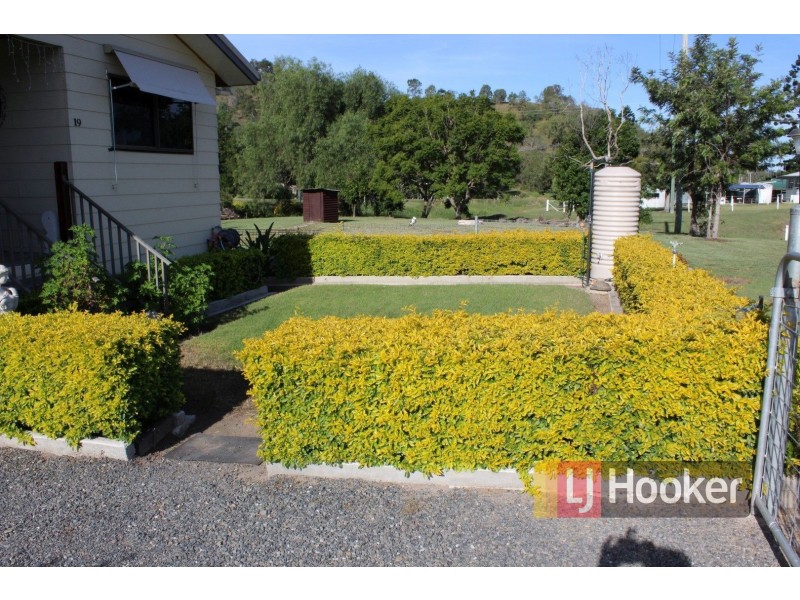 19 Donelly Street, Mount Perry QLD 4671