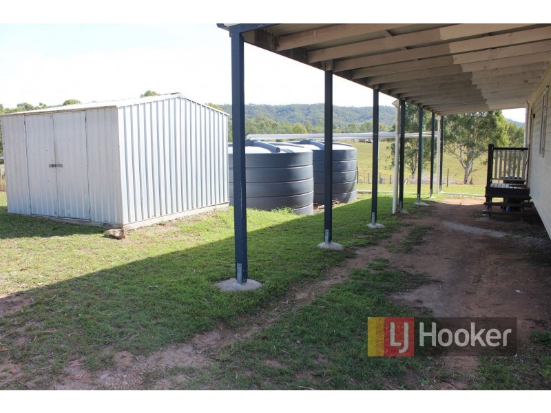 8 Kapunda Street, Mount Perry QLD 4671