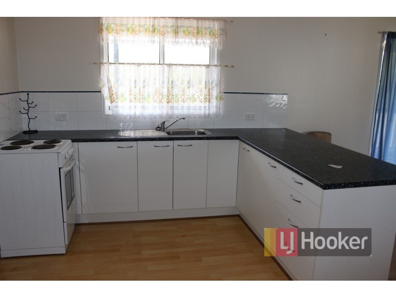 8 Kapunda Street, Mount Perry QLD 4671