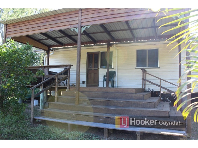 34 Boyd Street, Gayndah QLD 4625