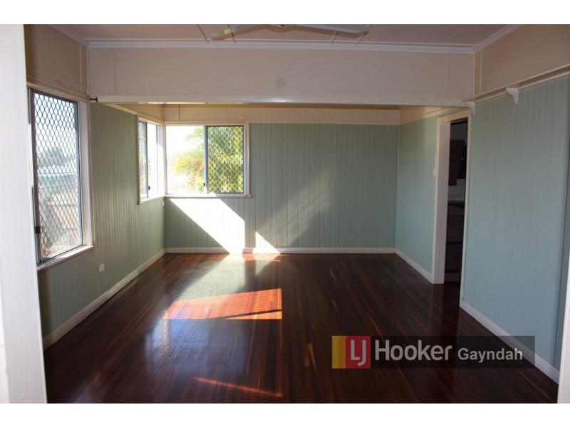 7 Gloucester Street, Biggenden QLD 4621