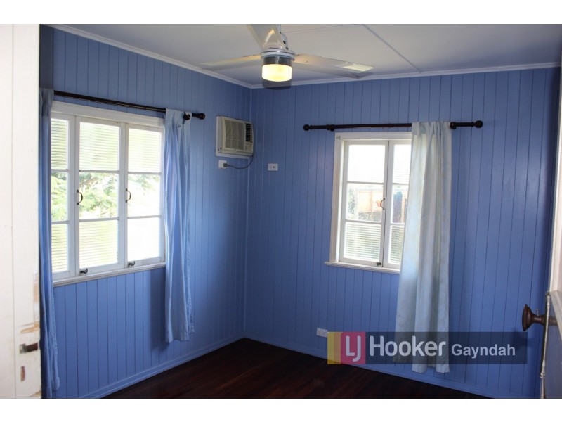 7 Gloucester Street, Biggenden QLD 4621