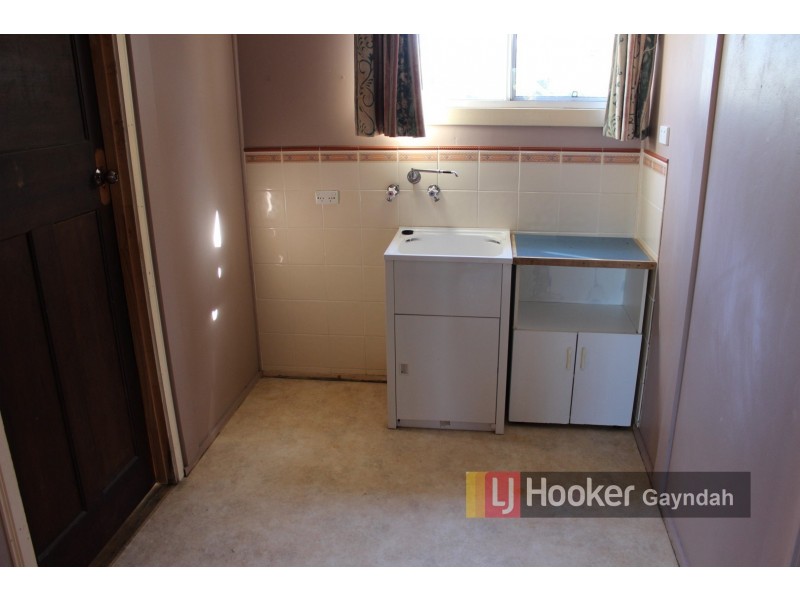 7 Gloucester Street, Biggenden QLD 4621