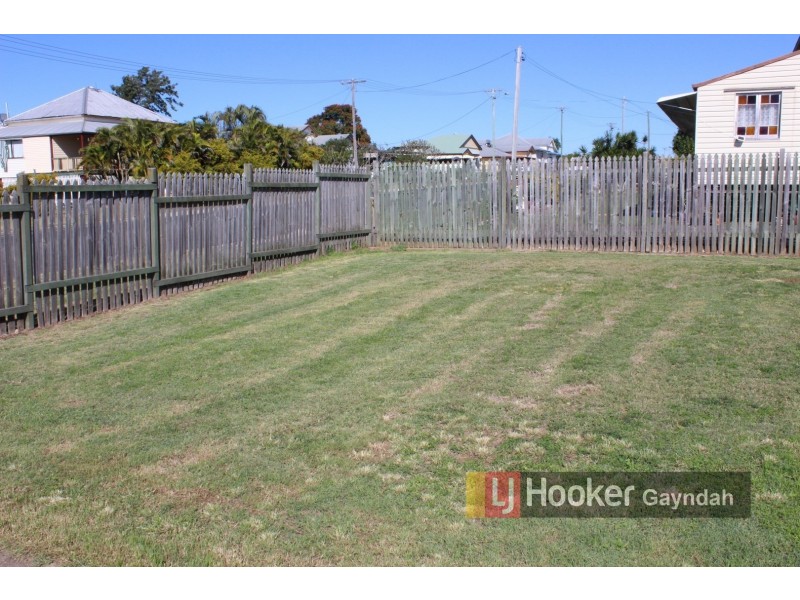 7 Gloucester Street, Biggenden QLD 4621