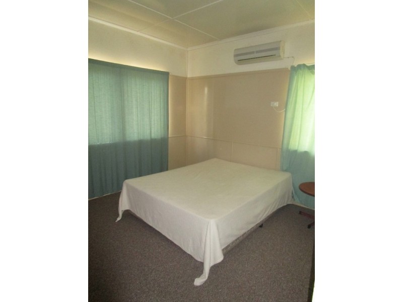 54 Porter Street, Gayndah QLD 4625