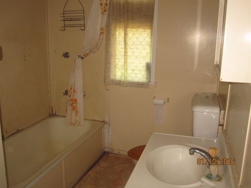 54 Porter Street, Gayndah QLD 4625