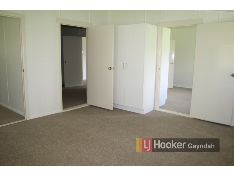 25 Stuart Russell Street, Mundubbera QLD 4626