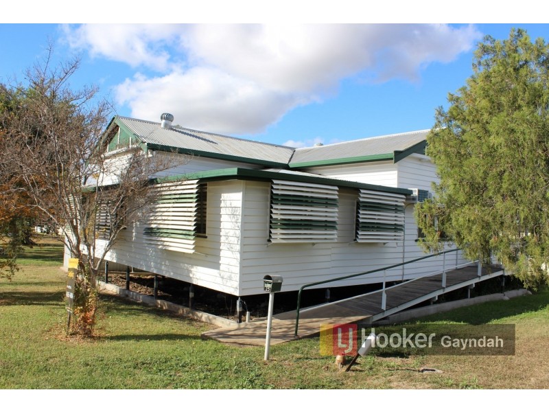 25 Stuart Russell Street, Mundubbera QLD 4626
