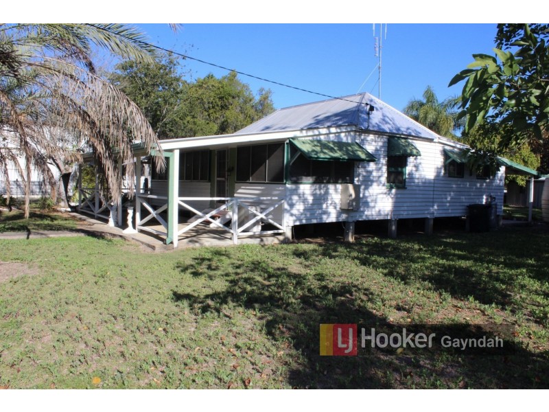 8 Boyd Street, Gayndah QLD 4625