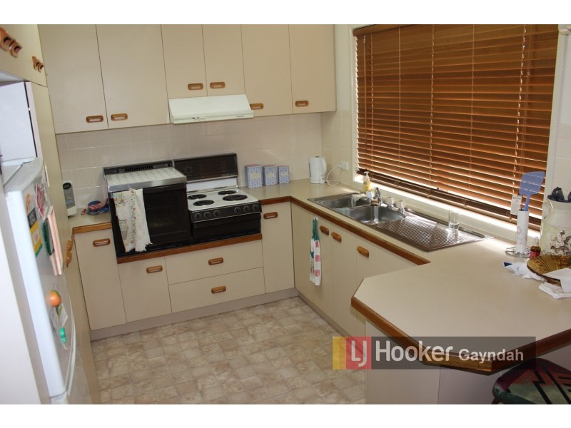 36 Pineapple Street, Gayndah QLD 4625