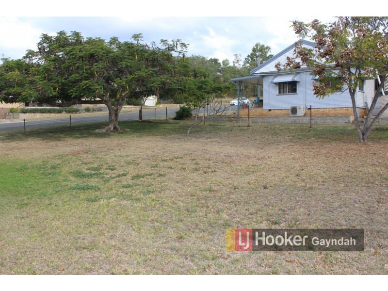 36 Pineapple Street, Gayndah QLD 4625