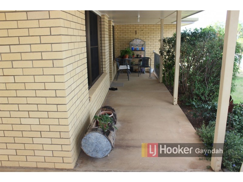 36 Pineapple Street, Gayndah QLD 4625