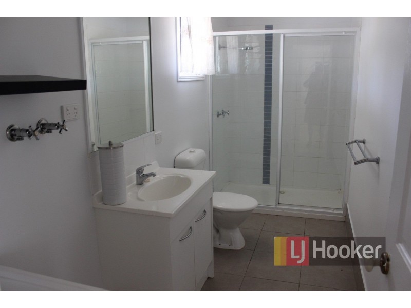 8 Kapunda Street, Mount Perry QLD 4671