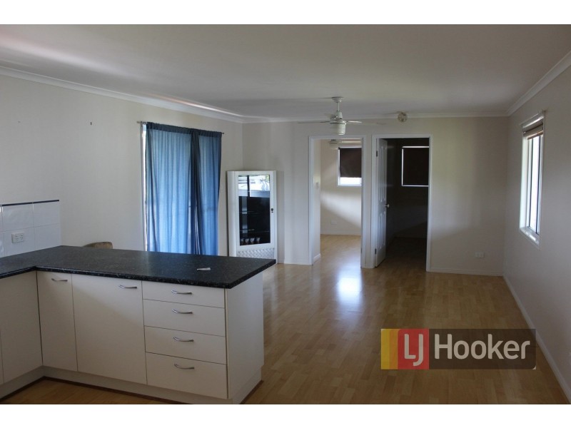 8 Kapunda Street, Mount Perry QLD 4671